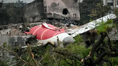 Next of kin of Air India crash those lost initiate legal action aerospace companies the manufacturers